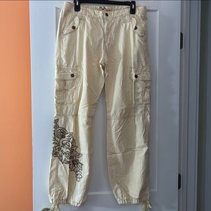 Cream Cargo Pants with Full Length Design and Soft Fabric